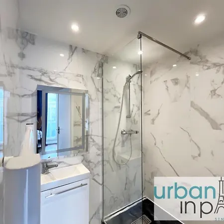 Appartement Urbanflat 128 - On Famous Champs-elysees Avenue